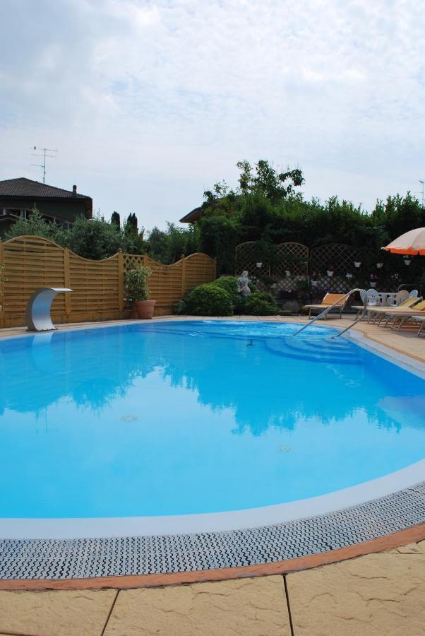 Hotel Alsazia Sirmione Eksteriør billede