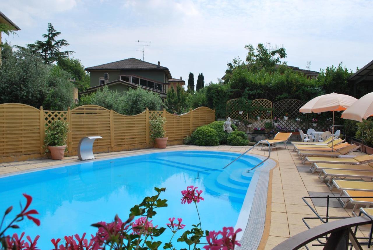 Hotel Alsazia Sirmione Eksteriør billede