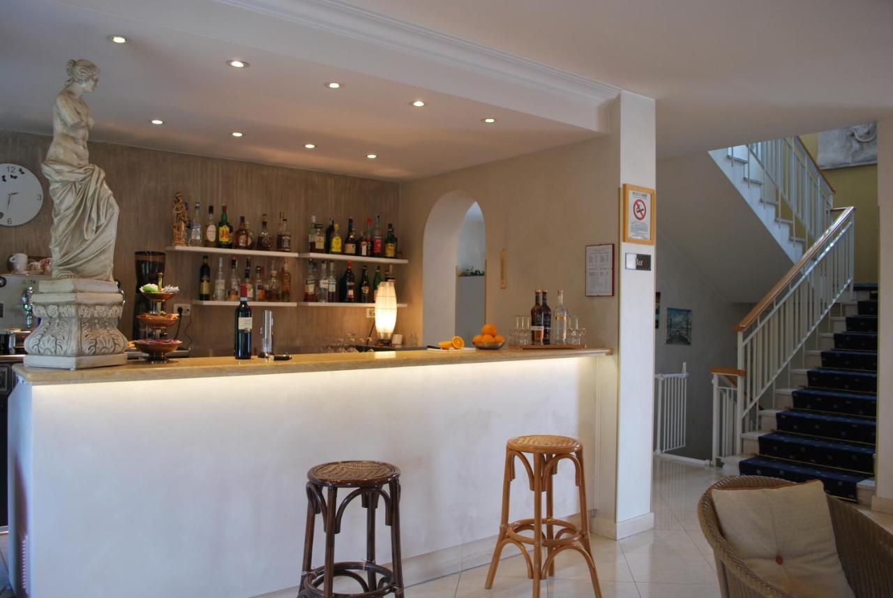 Hotel Alsazia Sirmione Eksteriør billede