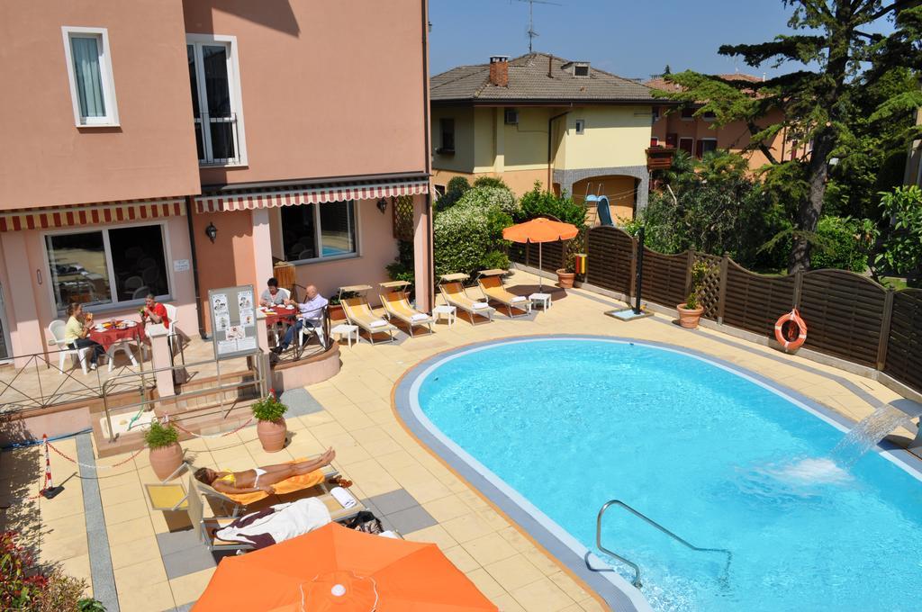 Hotel Alsazia Sirmione Eksteriør billede