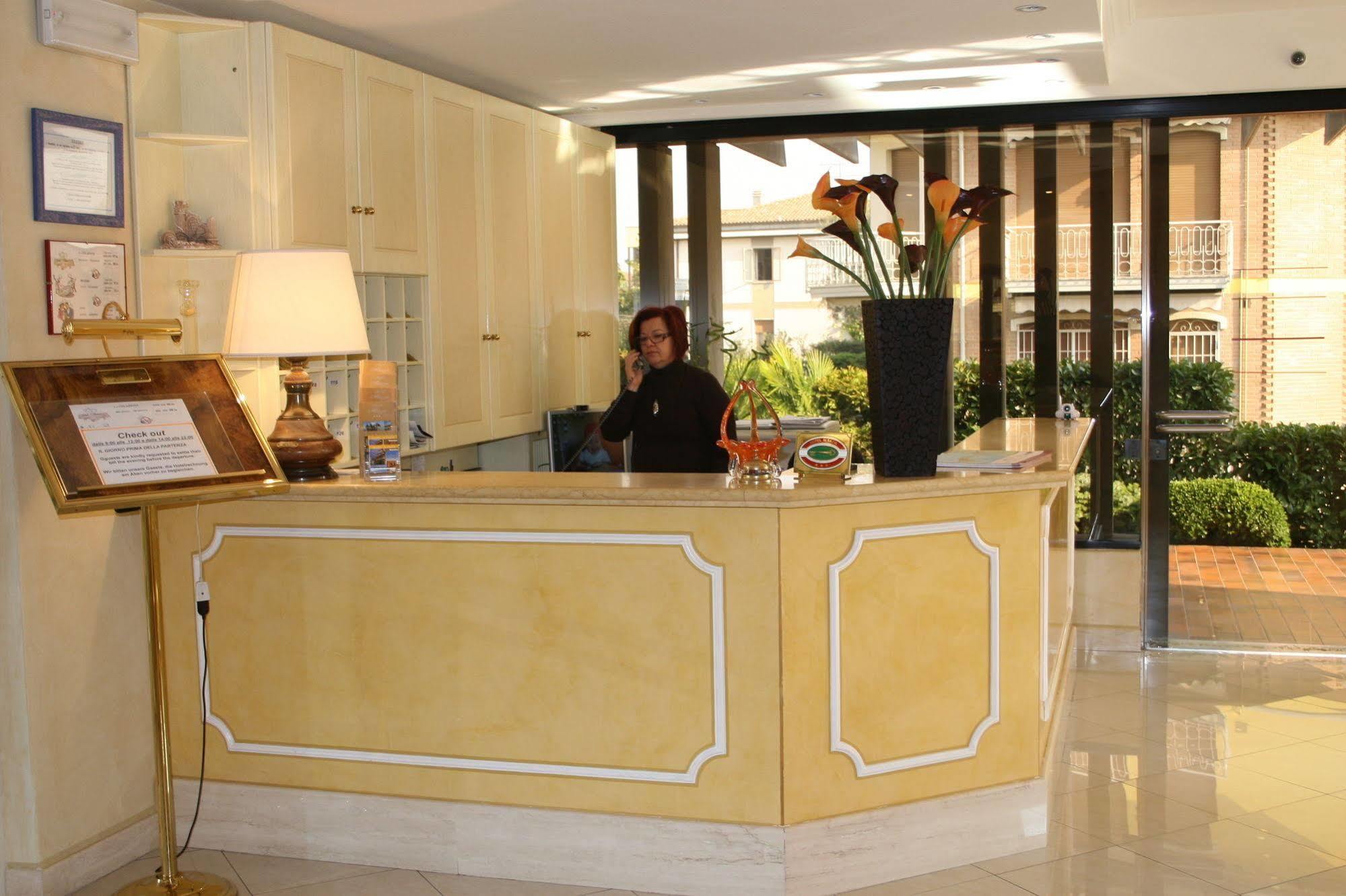 Hotel Alsazia Sirmione Eksteriør billede