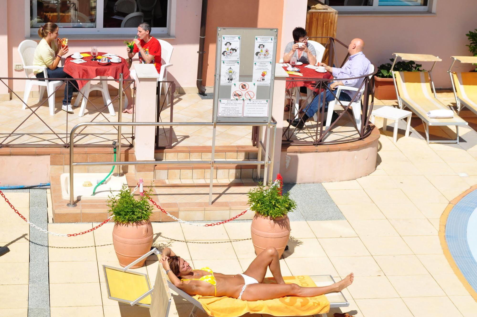 Hotel Alsazia Sirmione Eksteriør billede